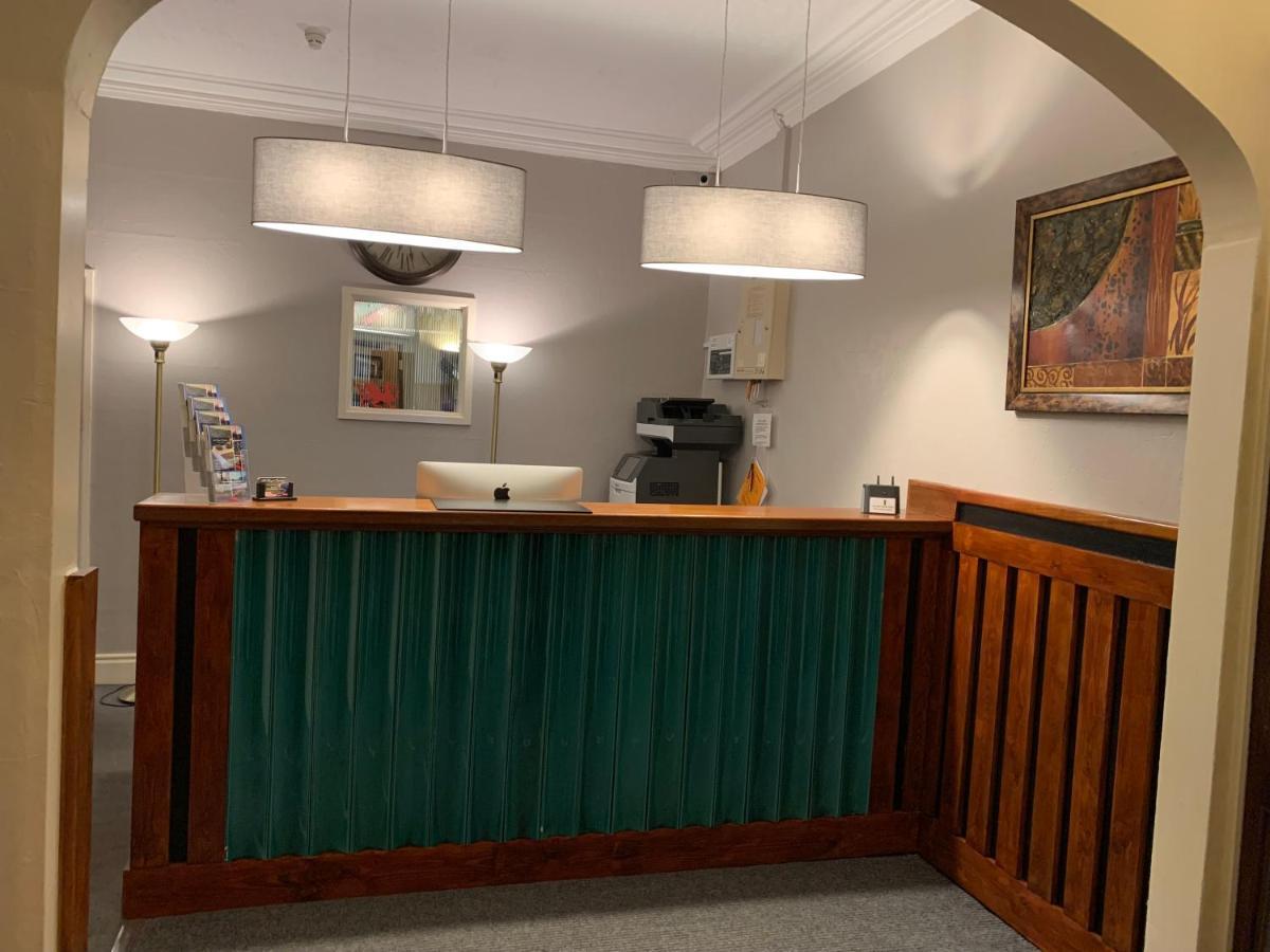 Royal Sportsman Hotel Портмадог Екстериор снимка