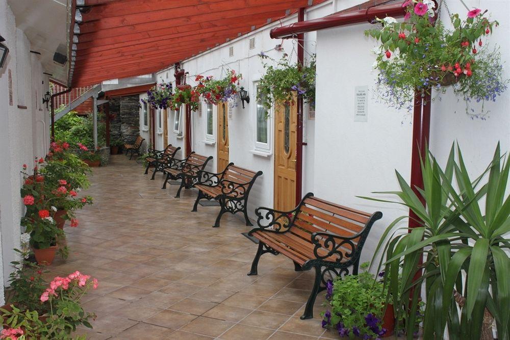 Royal Sportsman Hotel Портмадог Екстериор снимка